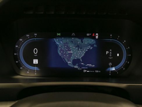 Used 2024 Volvo XC90 B5 Core w/ Climate Package image 39