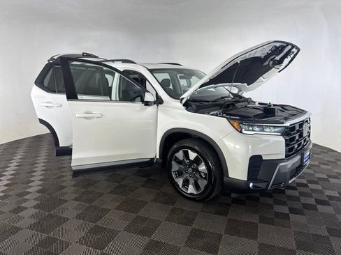 Certified 2026 Honda Pilot Elite image 15