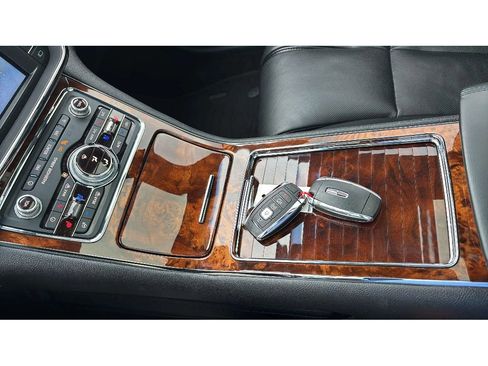 Used 2017 Lincoln Continental Reserve w/ Luxury Package AWD/4WD image 22