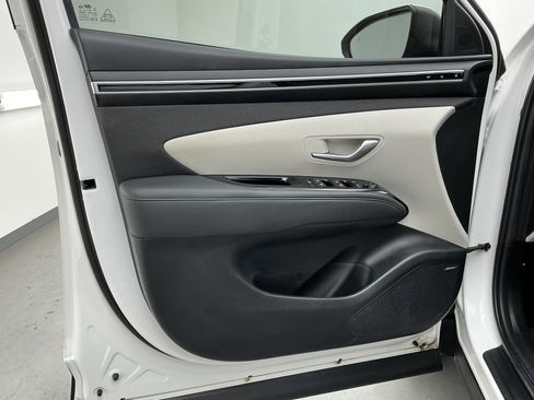 Used 2023 Hyundai Tucson Limited image 16