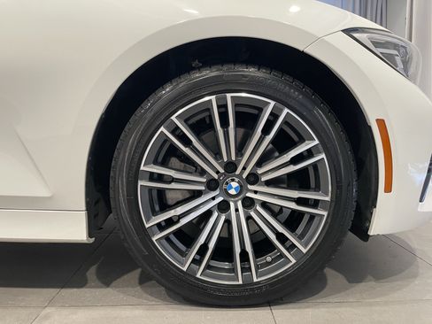 Used 2019 BMW 330i xDrive Sedan w/ Convenience Package AWD/4WD image 10