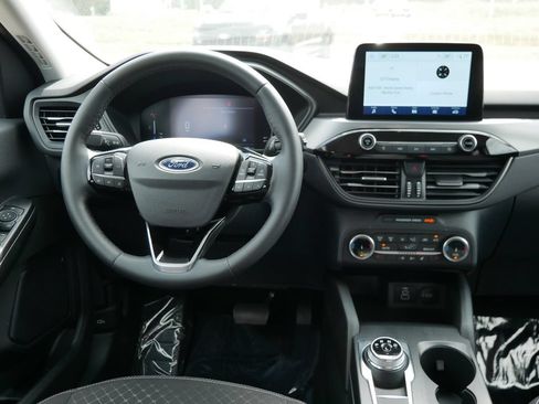 Certified 2024 Ford Escape Active AWD/4WD image 28