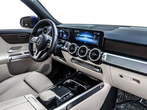 Used 2022 Mercedes-Benz GLB 250 GLB 250 SUV image 15