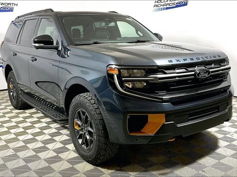 New 2026 Ford Expedition Tremor image 2