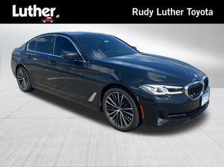 Used 2021 BMW 530i xDrive w/ Premium Package AWD/4WD video 1