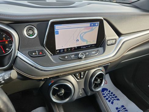 Used 2022 Chevrolet Blazer Premier w/ Enhanced Convenience Package image 11