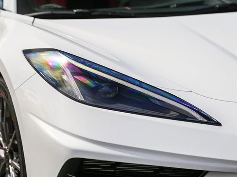 Used 2026 Chevrolet Corvette Stingray Coupe w/ Z51 Performance Package image 11