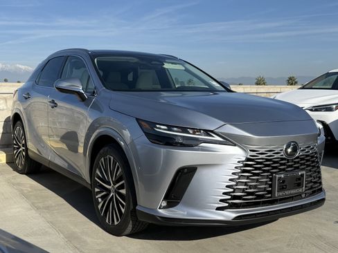New 2026 Lexus RX 350 RX 350h Premium+ image 2