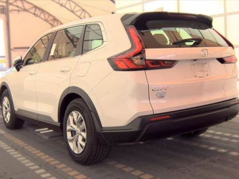 Used 2024 Honda CR-V LX image 6