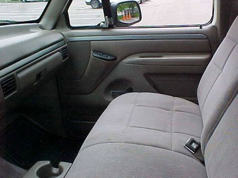 Used 1994 Ford F150 XL RWD image 16