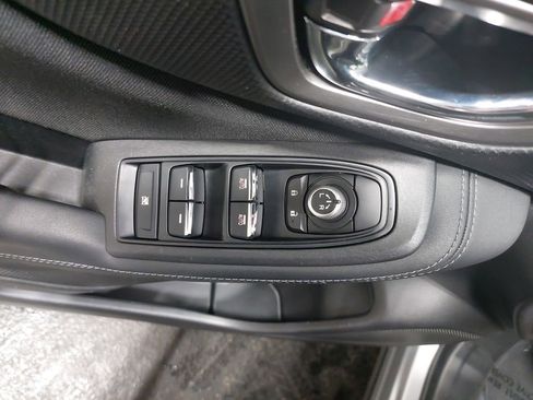 Used 2019 Subaru Forester Premium image 27