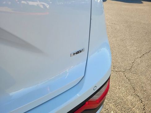 Used 2023 Kia Niro EX FWD image 7