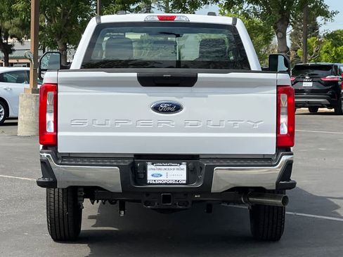 New 2026 Ford F250 XL w/ XL Chrome Package image 7
