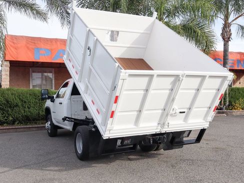 Used 2022 Chevrolet Silverado 3500 W/T RWD image 2