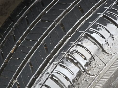 Used 2024 Hyundai Kona SE image 14