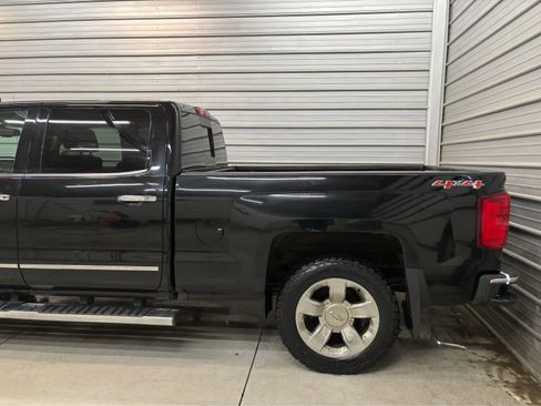 Used 2016 Chevrolet Silverado 1500 LTZ w/ Sport Package AWD/4WD image 5