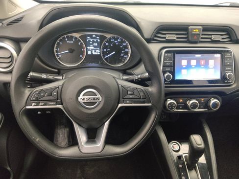 Used 2020 Nissan Versa S FWD image 22