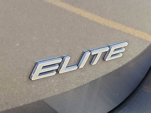 Used 2022 Honda Odyssey Elite image 32