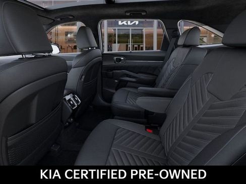 Certified 2025 Kia Sorento SX Prestige AWD/4WD image 18