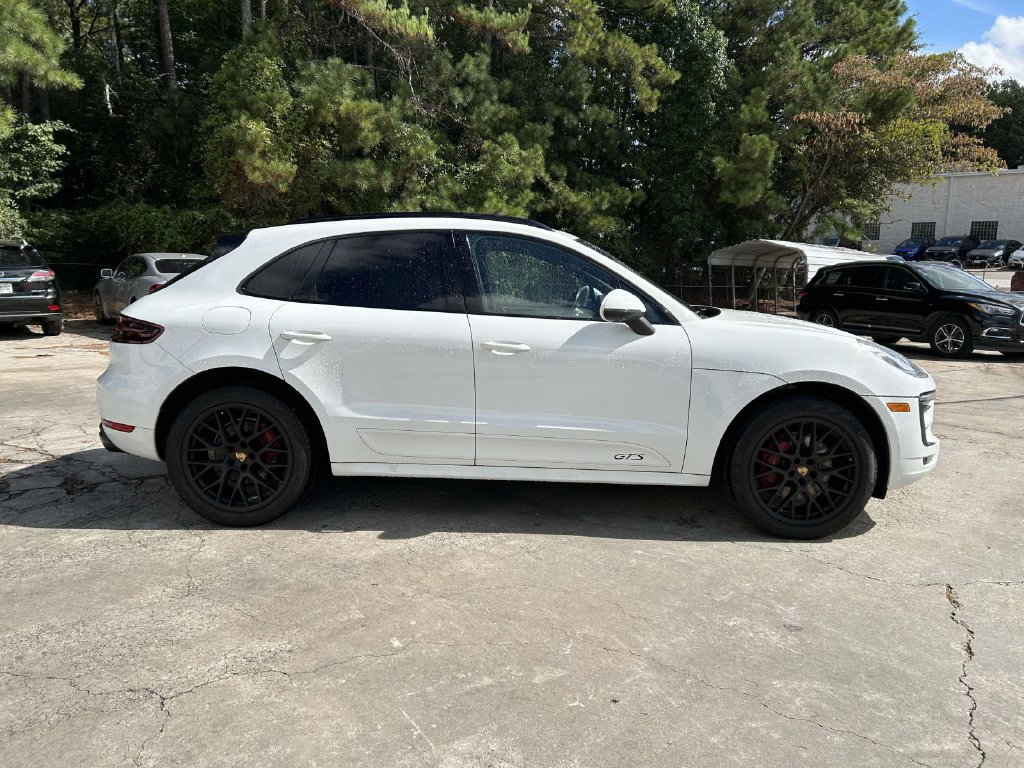 Used 2017 Porsche Macan GTS AWD/4WD image 2