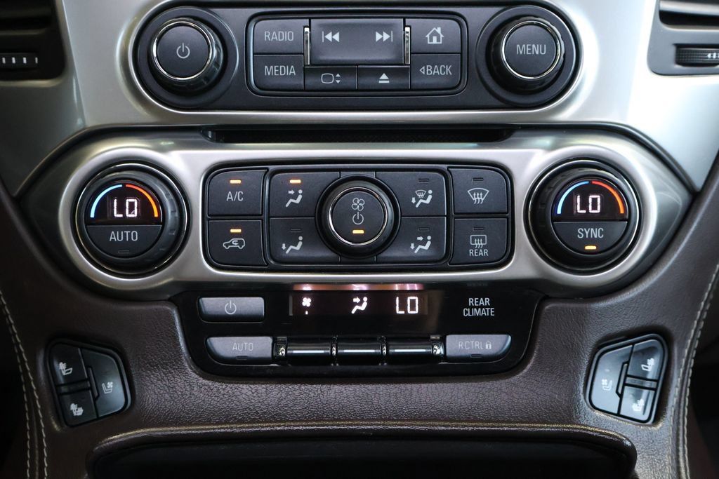 Used 2018 Chevrolet Tahoe Premier AWD/4WD image 21