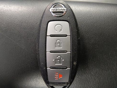 Used 2021 Nissan Murano SV FWD image 32