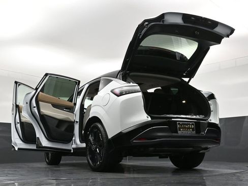 New 2026 Nissan Murano Platinum w/ Cargo Package AWD/4WD image 39