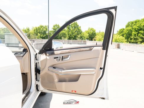 Used 2015 Mercedes-Benz E 350 4MATIC Sedan w/ Premium 1 Package image 41