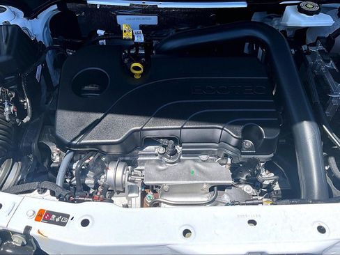 Used 2026 Chevrolet Equinox LT FWD image 10