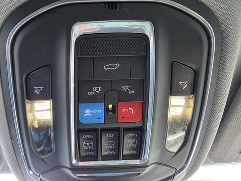 Certified 2021 Jeep Grand Cherokee L Limited image 12