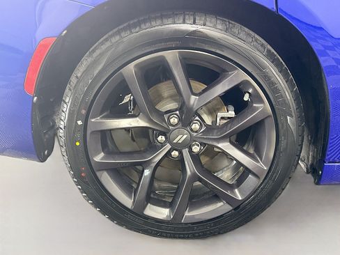 Used 2020 Dodge Charger SXT w/ Blacktop Package RWD image 33