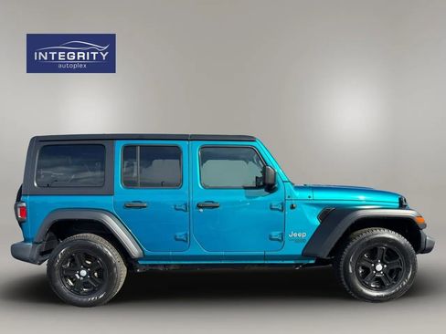 Used 2019 Jeep Wrangler Unlimited Sport S AWD/4WD image 2