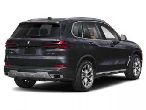 New 2026 BMW X5 xDrive40i w/ Premium Package image 2