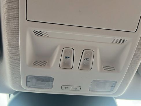 Used 2022 Ford Escape Titanium w/ Class II Trailer Tow Package image 29