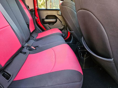 Used 2020 Jeep Gladiator Sport w/ Quick Order Package 24S image 18