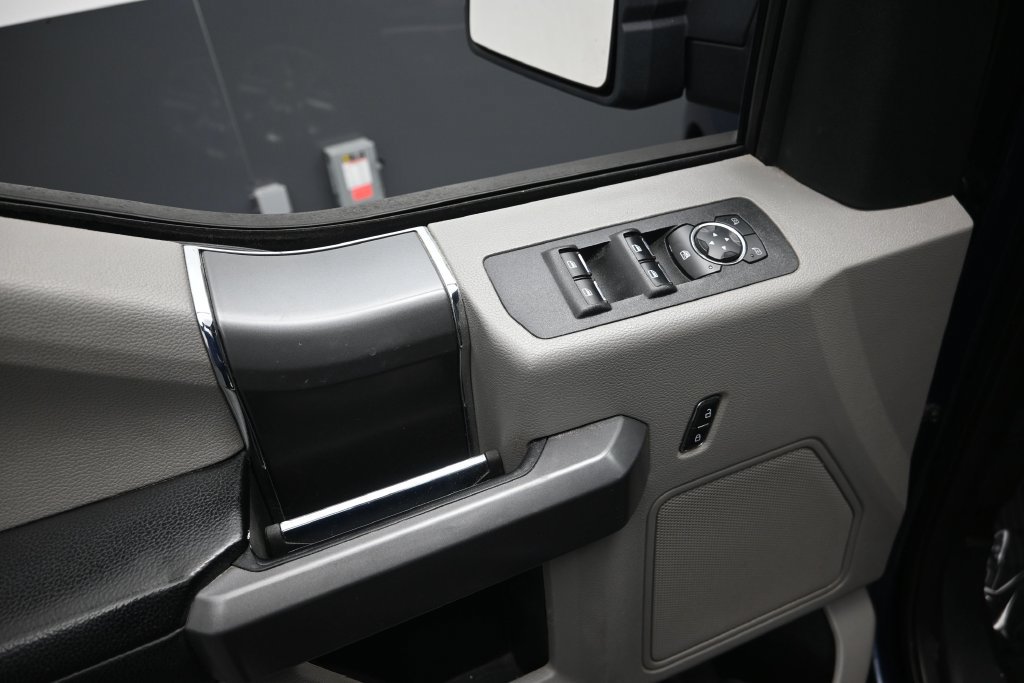 Used 2019 Ford F150 XLT w/ Equipment Group 302A Luxury RWD image 10