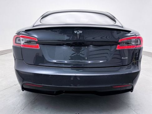 Used 2021 Tesla Model S Plaid image 13