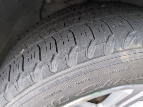 Used 2014 Chevrolet Traverse LT w/ LPO, 'HIT The Road' Package FWD image 42