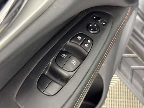 Used 2020 Nissan Pathfinder SV w/ Rock Creek Edition AWD/4WD image 18