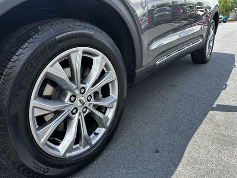Certified 2023 Ford Explorer XLT w/ Equipment Group 202A AWD/4WD image 12