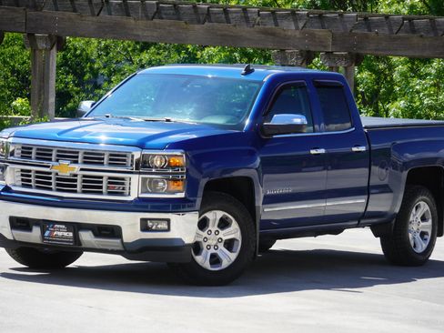 Used 2015 Chevrolet Silverado 1500 LTZ Z71 AWD/4WD image 6