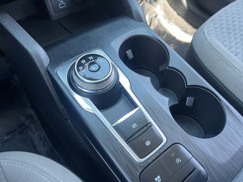 Used 2022 Ford Escape SE w/ Convenience Package image 28