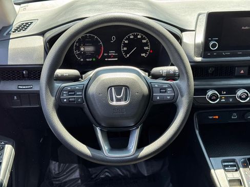Used 2025 Honda CR-V LX image 17