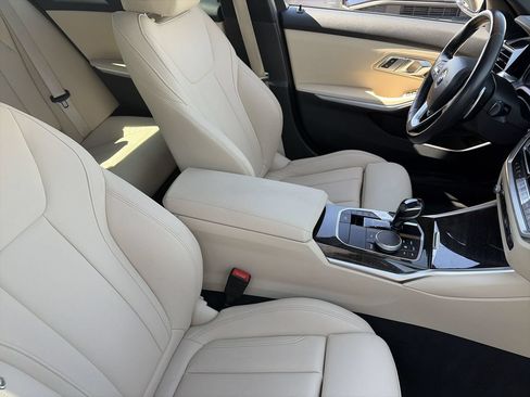 Used 2020 BMW 330i xDrive Sedan w/ Convenience Package AWD/4WD image 10