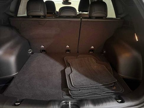 Certified 2023 Jeep Compass Limited image 24