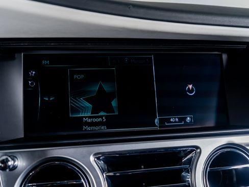 Used 2019 Rolls-Royce Wraith image 46