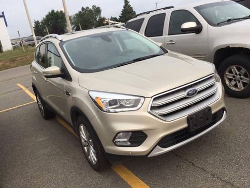 Used 2018 Ford Escape Titanium AWD/4WD image 2