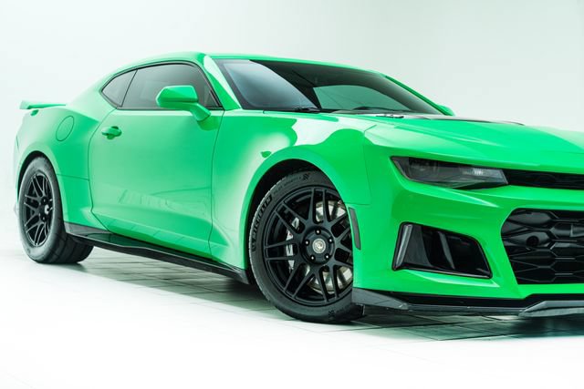 Used 2017 Chevrolet Camaro ZL1 RWD image 3