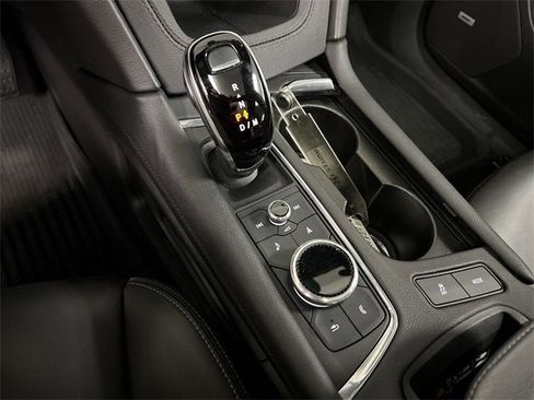 Certified 2023 Cadillac XT6 Premium Luxury image 16