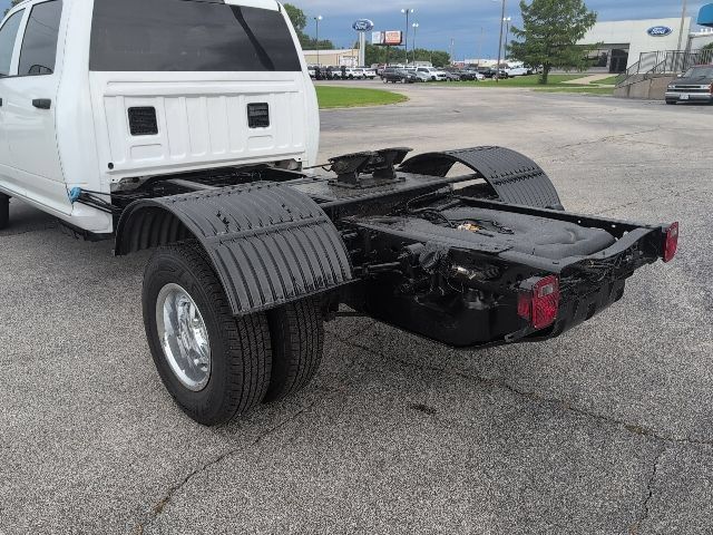 Used 2022 RAM 3500 Tradesman w/ Chrome Appearance Group AWD/4WD image 5